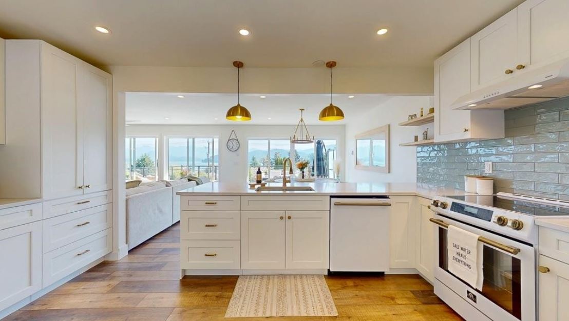 405 Fletcher — Renovation view 3